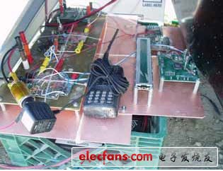 圖 8:通過汽車點(diǎn)煙器在 12Vdc 時對 Ham無線電收發(fā)報機(jī)充電