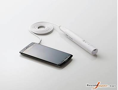日本推出太陽(yáng)能手機(jī)充電器 (2)