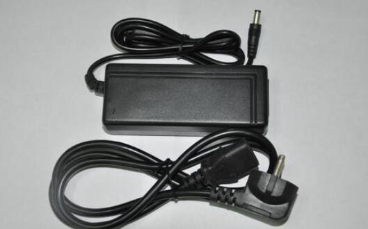 手把手教你如何挑選電源適配器？